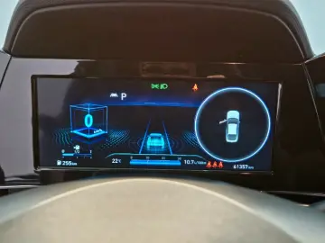 HYUNDAI ELANTRA 1.6 123CP Exclusive CVT