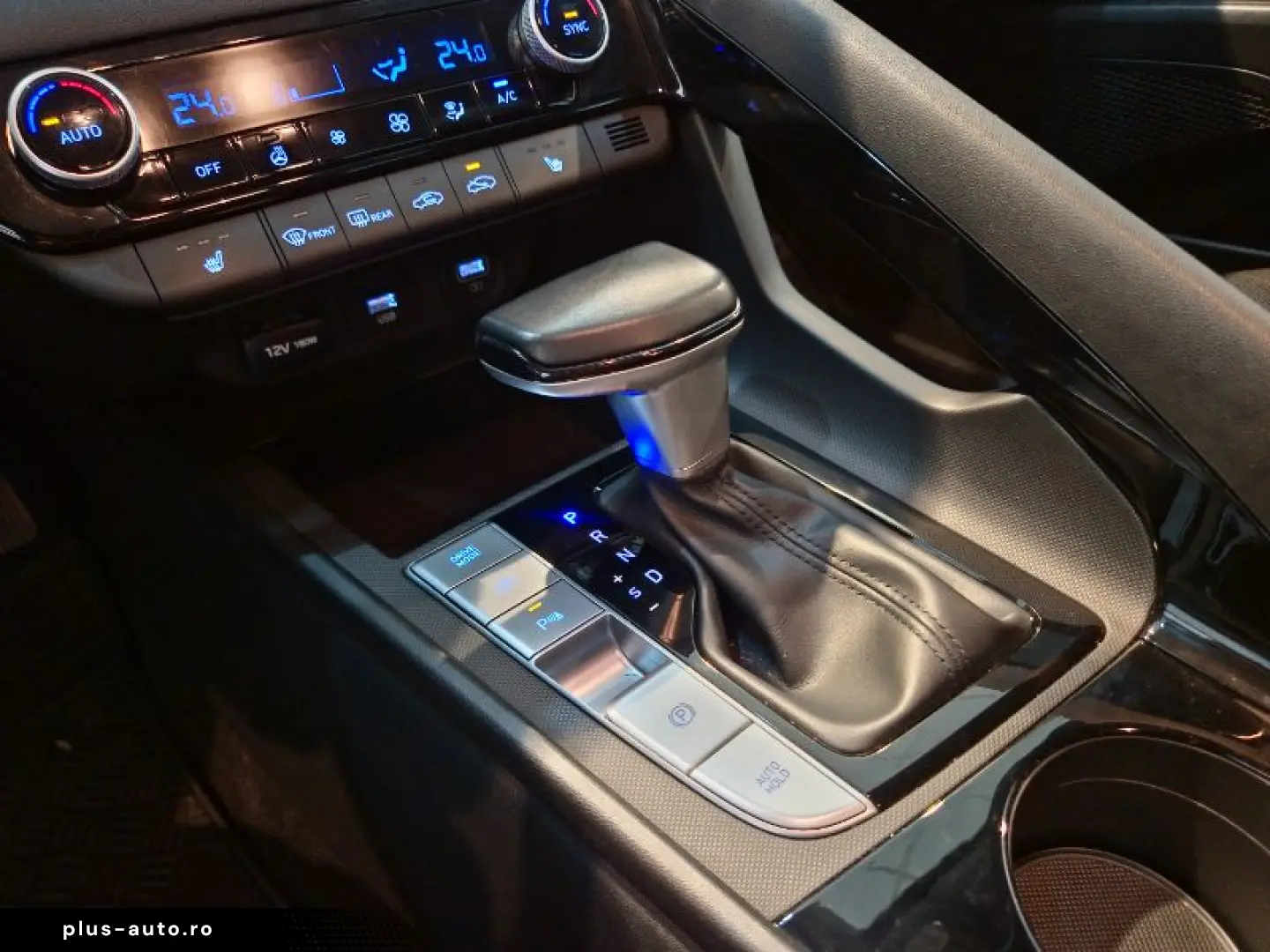 HYUNDAI ELANTRA 1.6 123CP Exclusive CVT