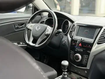 Ssangyong Tivoli 1.6 Turbodiesel Be Visual 4×2