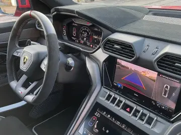 LAMBORGHINI Urus PERFORMANTE CARBON B&O MASSAGE PROD.2025