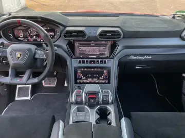 LAMBORGHINI Urus PERFORMANTE CARBON B&O MASSAGE PROD.2025
