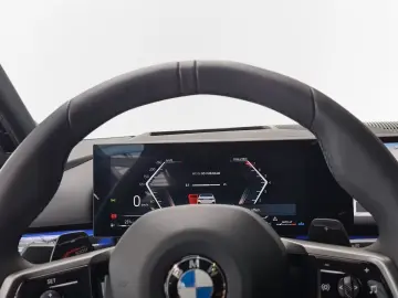 BMW 520 i Limousine M-Sport Pro Pano AHK