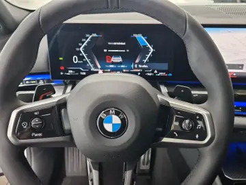 BMW 520 i Limousine M-Sport Pro Pano AHK