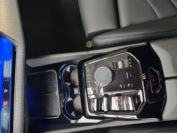 BMW 520 i Limousine M-Sport Pro Pano AHK