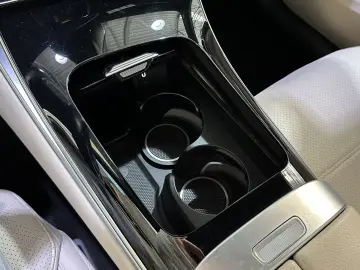 MERCEDES-BENZ GLC 220 d 4Matic Avantgarde AHK digCoc&hellip;