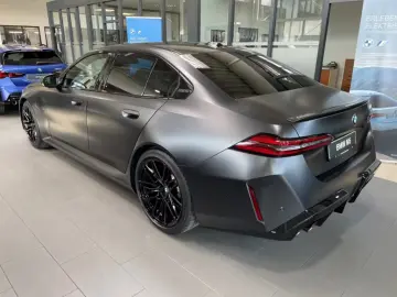 BMW M5 Limousine - MDrivers Pack