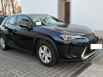 LEXUS UX 250h Executive Line