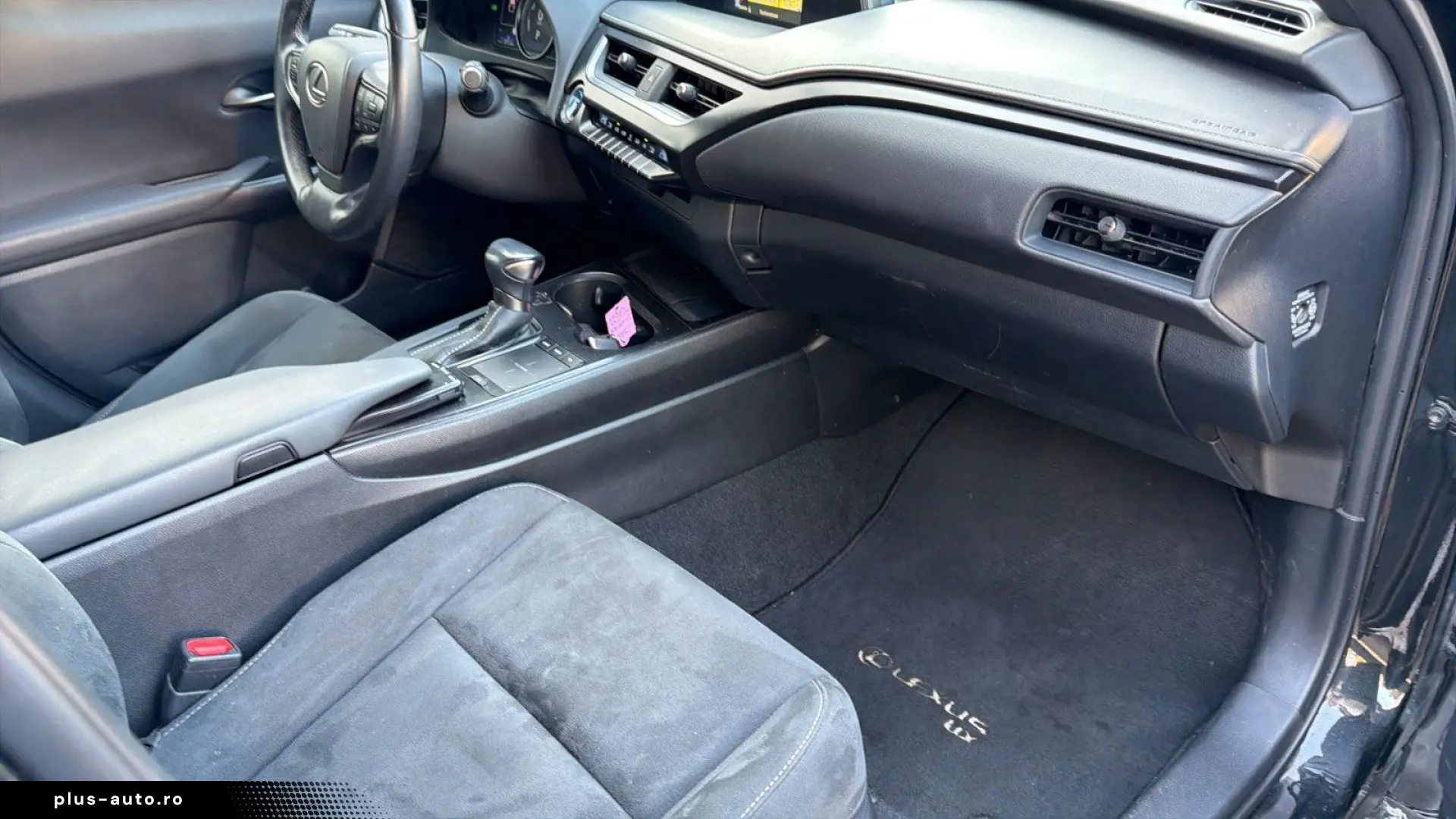 LEXUS UX 250h Executive Line