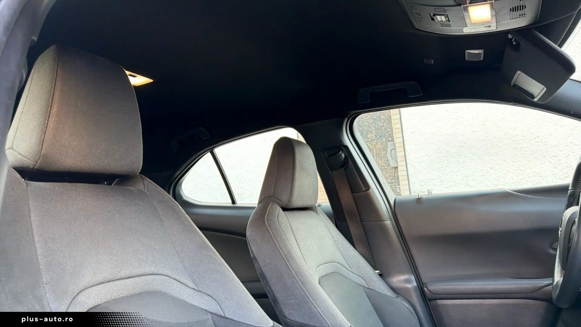 LEXUS UX 250h Executive Line