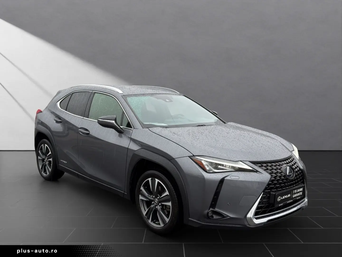 LEXUS UX 250 h STYLE CARPLAY PDC 15 JAHRE GARANTIE