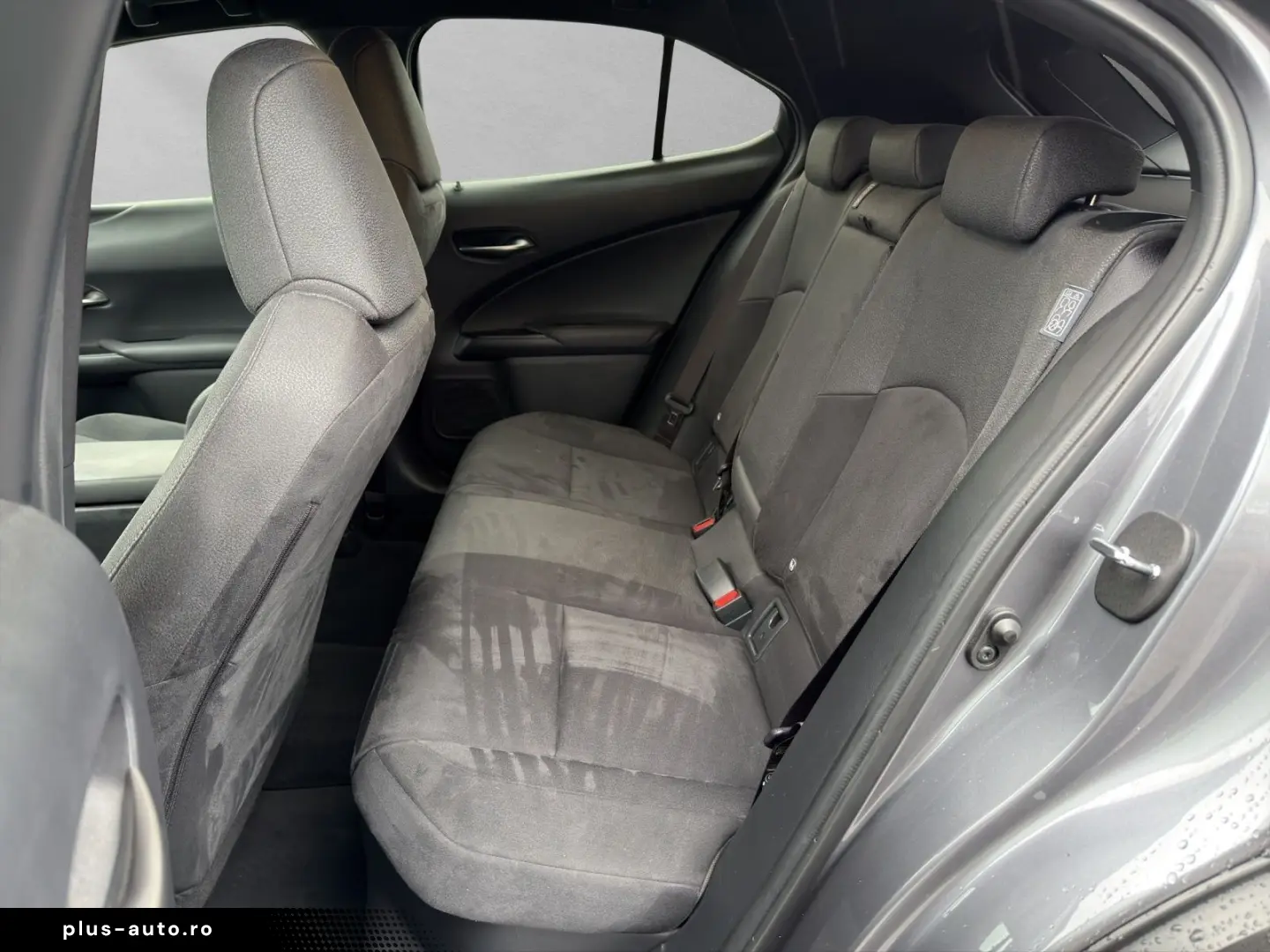 LEXUS UX 250 h STYLE CARPLAY PDC 15 JAHRE GARANTIE