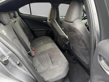 LEXUS UX 250 h STYLE CARPLAY PDC 15 JAHRE GARANTIE