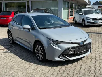 TOYOTA Corolla 1.8 16V Hybrid Automatik