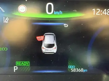 TOYOTA Corolla 1.8 16V Hybrid Automatik