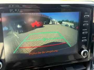 TOYOTA Corolla 1.8 16V Hybrid Automatik