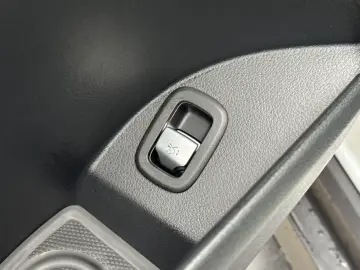 Mercedes-Benz GLC 300 4M AMG Advanced Plus Pano AHK