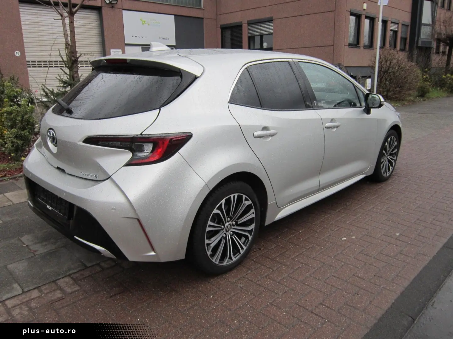 TOYOTA Corolla 1 8 Hybrid Team Deutschland