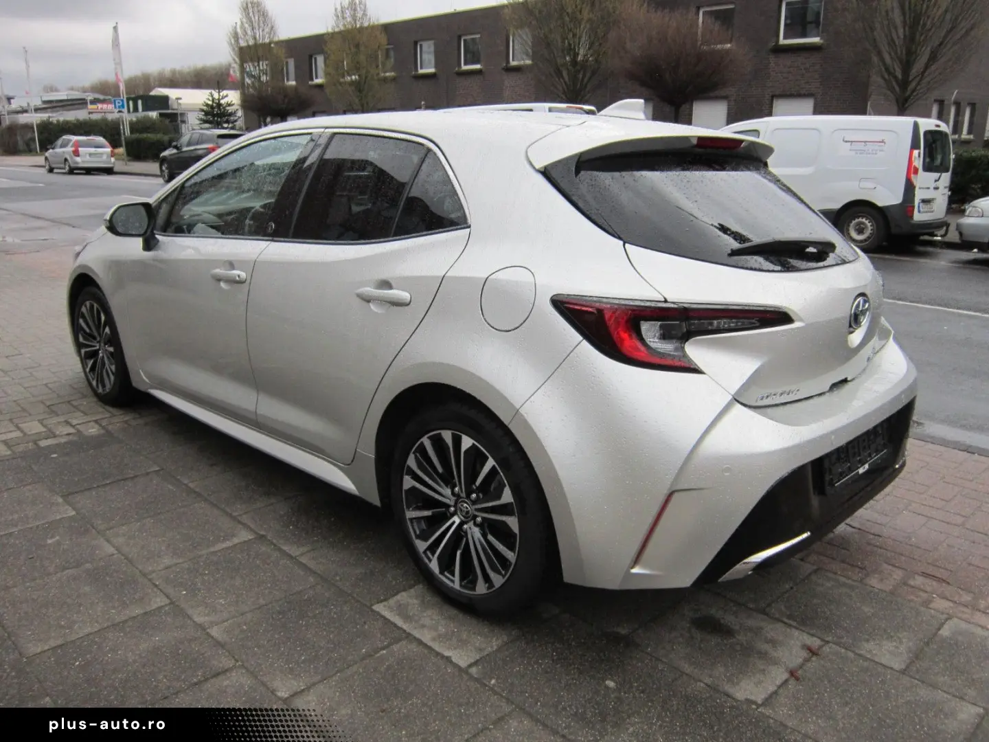 TOYOTA Corolla 1 8 Hybrid Team Deutschland