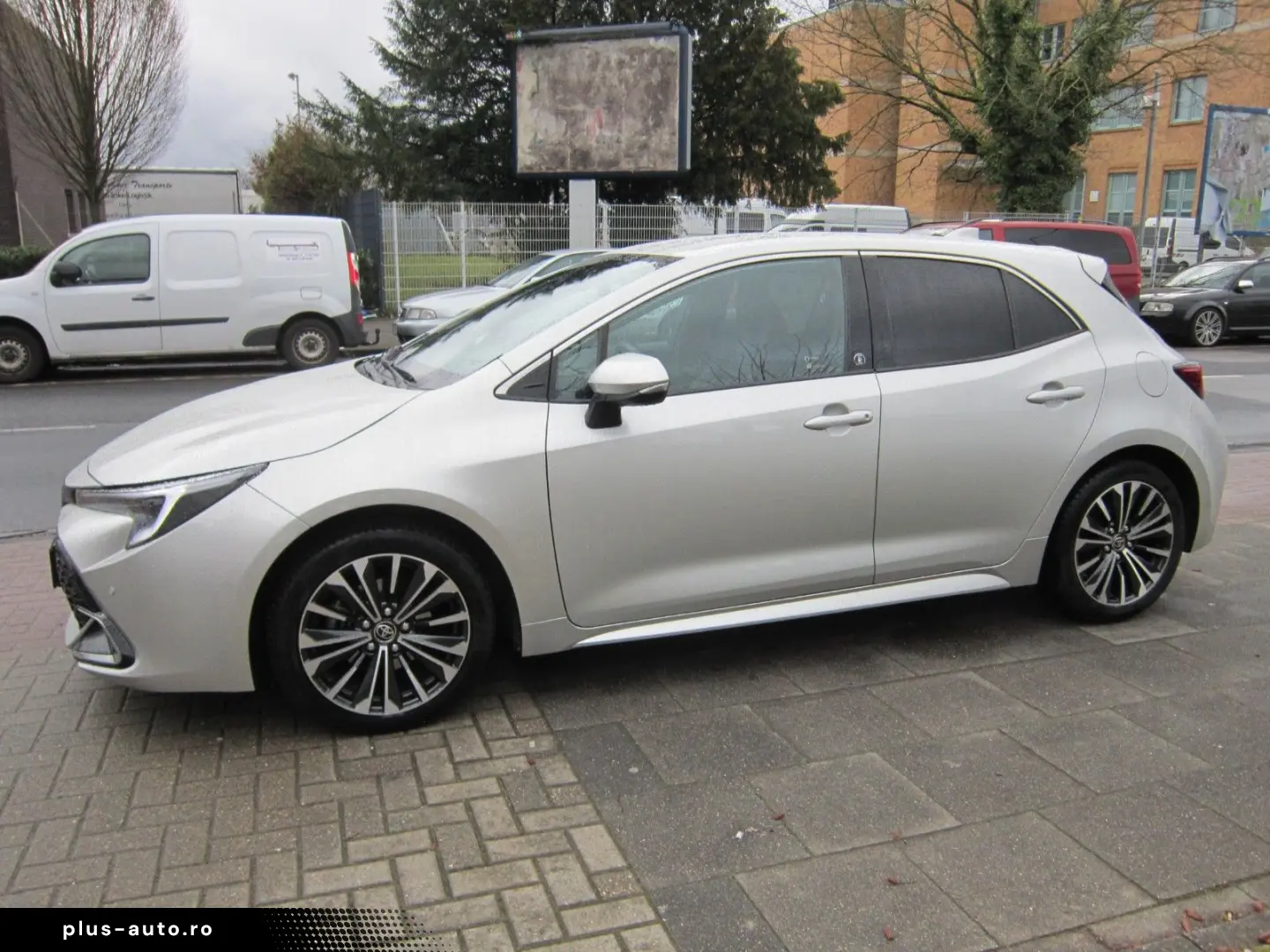 TOYOTA Corolla 1 8 Hybrid Team Deutschland