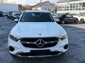 MERCEDES-BENZ GLC 220 d 4Matic LED NAVI KAM ALU SPUR&hellip;
