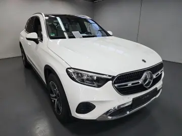 MERCEDES-BENZ GLC 220 d 4Matic PANO ACC MEMO SITZKLI&hellip;