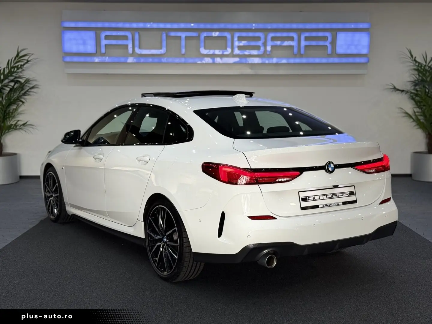 BMW 218 Gran Coupé M-SPORT M-SITZE HEAD_UP PANO 19Z