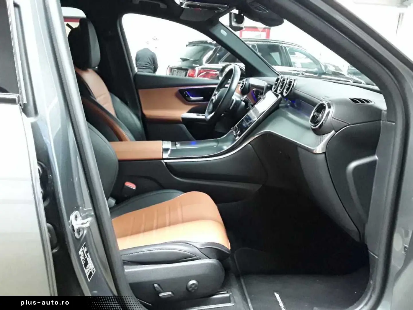 MERCEDES-BENZ GLC 200 4M-AMG Line Advanced KAM360