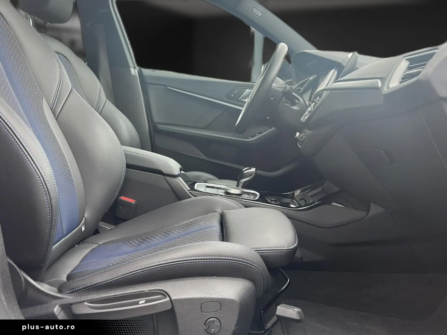 BMW 218 Gran C M Sport AHK HiFi Kamera Driving 18 DA