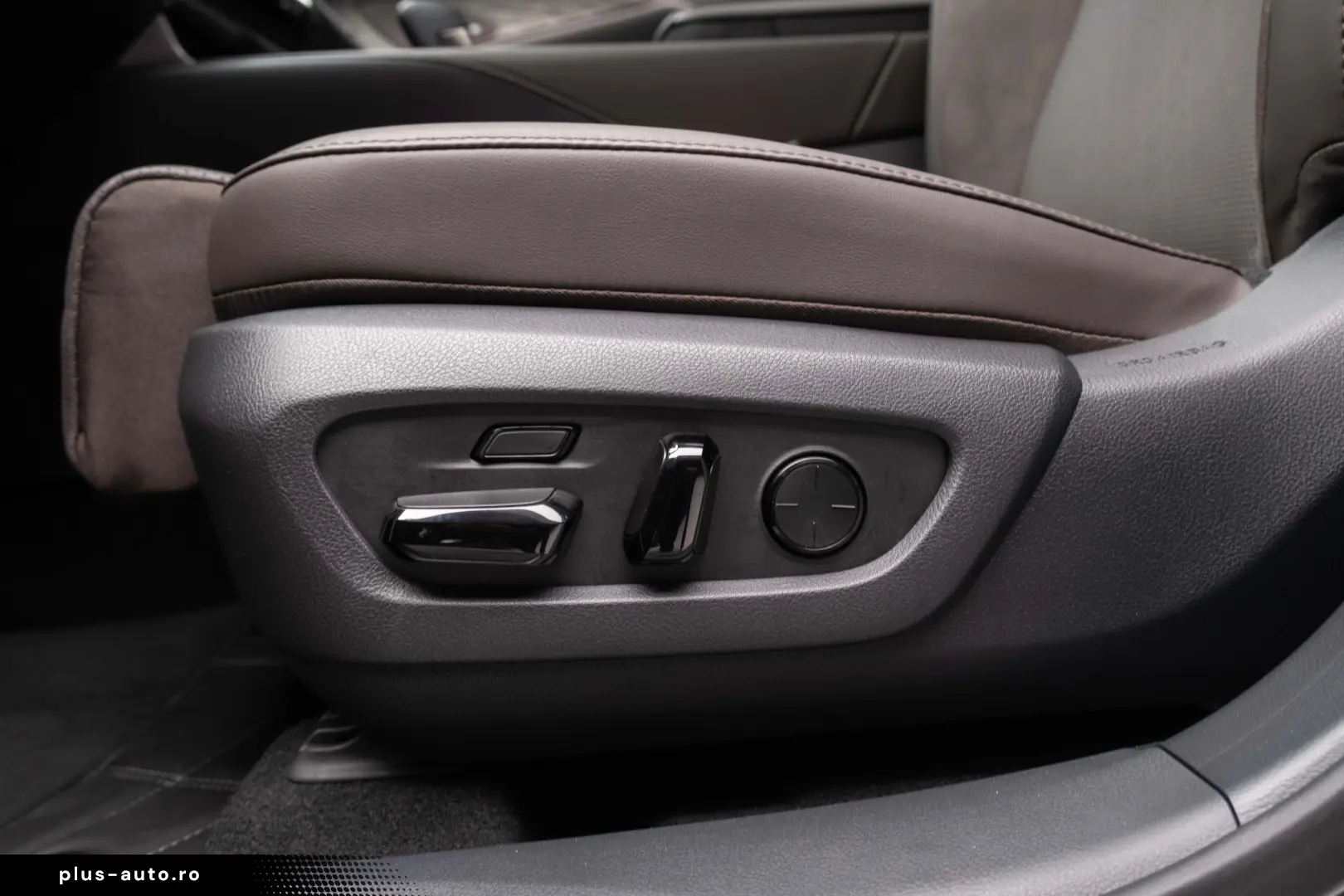 Lexus RX450H  Luxury - Model 2026 - Auto NOU