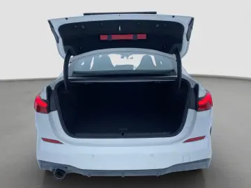 BMW 218i Gran Coupé    M-Sport M-Sitze SpurAss HUD H