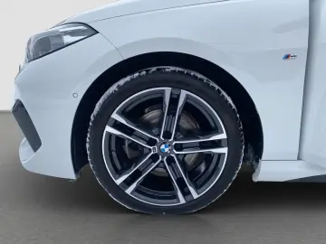 BMW 218i Gran Coupé    M-Sport M-Sitze SpurAss HUD H