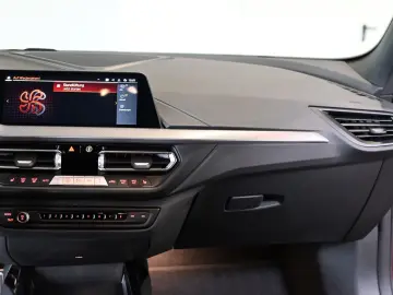 BMW 218 Gran Coupé i M Sport M-Bremse 19  Shadow-LED