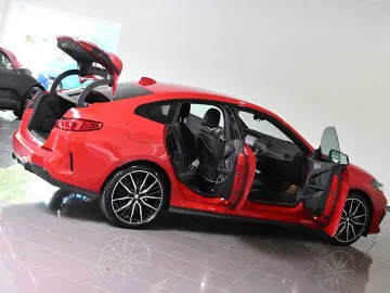 BMW 218 Gran Coupé i M Sport M-Bremse 19  Shadow-LED