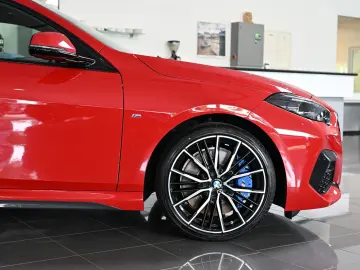 BMW 218 Gran Coupé i M Sport M-Bremse 19  Shadow-LED