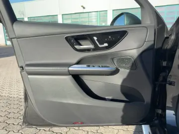 MERCEDES-BENZ GLC 200 4M DigiLight TWA EASY-PACK Carplay