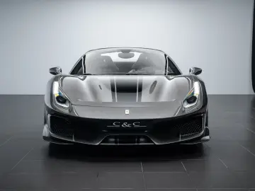 FERRARI 488 Pista Spider CARBON LIFT 1. HAND STOCK TOP