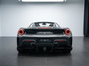 FERRARI 488 Pista Spider CARBON LIFT 1. HAND STOCK TOP