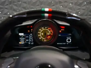 FERRARI 488 Pista Spider - Full Carbon - Lift - Historic