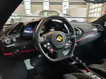 FERRARI 488 Pista Pista Spider  JbL  LIFT VOLL