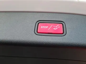 MERCEDES-BENZ GLC 220d 4M 2x Avantg Pano Memo MBUX L&hellip;