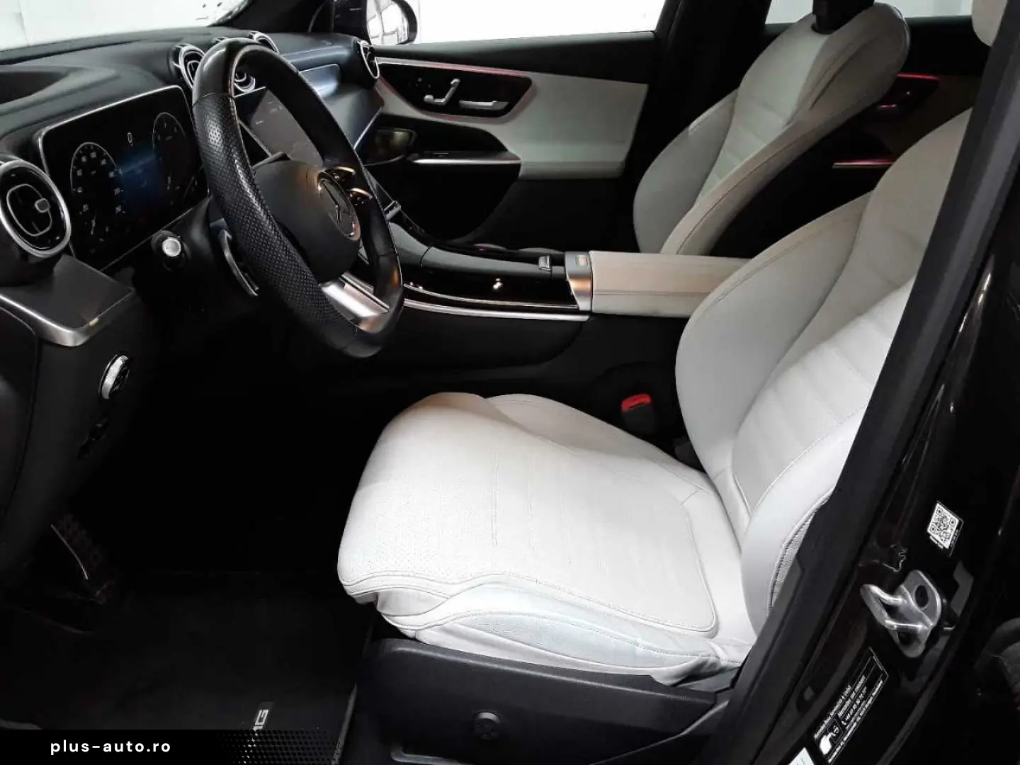 MERCEDES-BENZ GLC 220d-AMG Advanced Premium Pano AHK