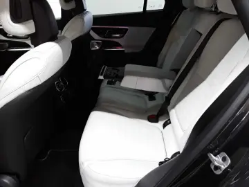 MERCEDES-BENZ GLC 220d-AMG Advanced Premium Pano AHK