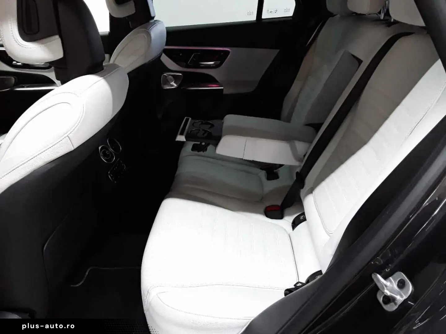 MERCEDES-BENZ GLC 220d-AMG Advanced Premium Pano AHK