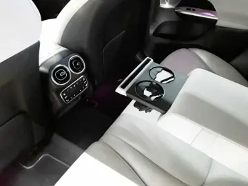 MERCEDES-BENZ GLC 220d-AMG Advanced Premium Pano AHK