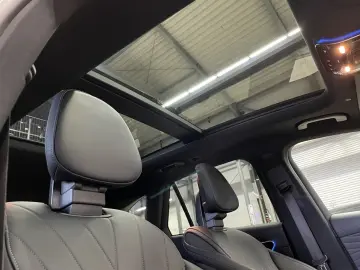 MERCEDES-BENZ GLC 220 D 4MATIC AMG LINE AHK PANO HEA&hellip;