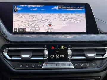 BMW 218i Aut. Gran Coupe M SPORT  HeadUp Kamera HiFi