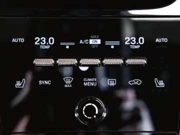 PORSCHE Cayenne S E-Hybrid Coupé Sport Design Paket