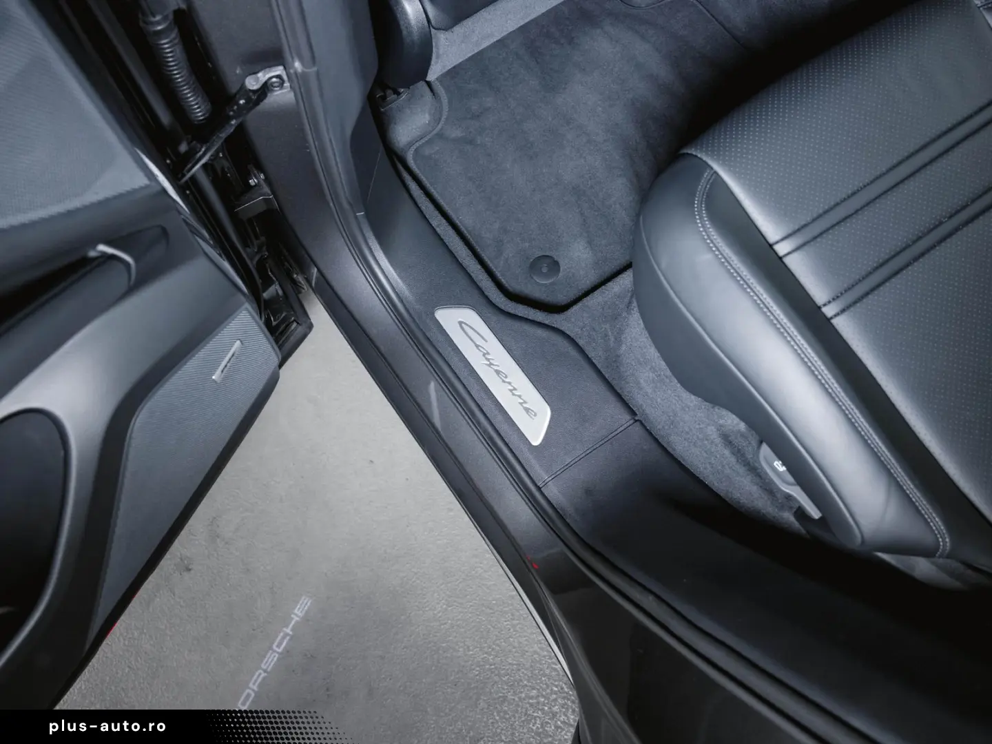 PORSCHE Cayenne S E-Hybrid Coupé Sport Design Paket