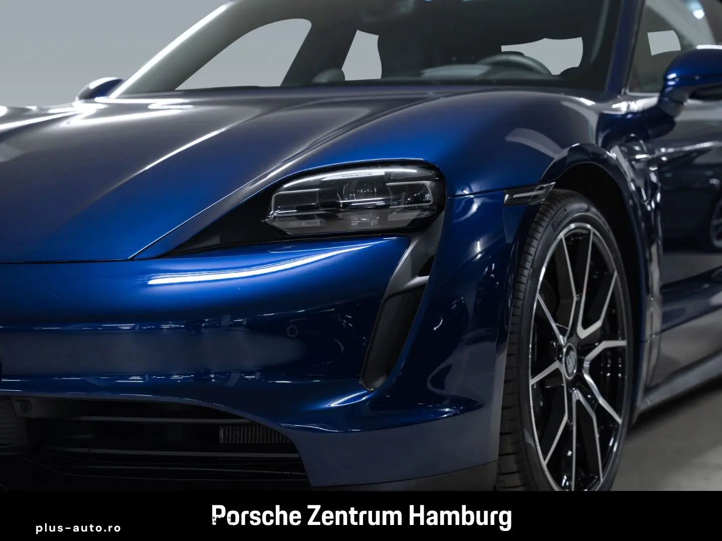 PORSCHE Taycan Head-Up InnoDrive Chrono Paket 21-Zoll