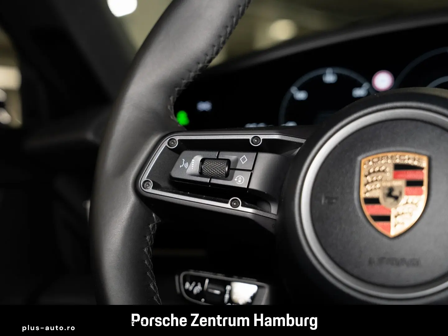 PORSCHE Taycan Head-Up InnoDrive Chrono Paket 21-Zoll